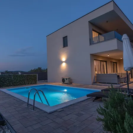 House With A Swimming Pool Bogdanovici, - 27884 Tatil Evi Šibenik